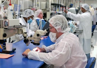 Like Zimmer Holdings, <b>Boston Scientific Corp.</b> is a medical device manufacturer. The company makes stents to keep blood vessels open. The worry here? As with Zimmer, cuts in government medical spending could force health-care providers to turn to cheaper products offered by rivals of Boston Scientific.
<br><small>Photo: Bloomberg News</small>