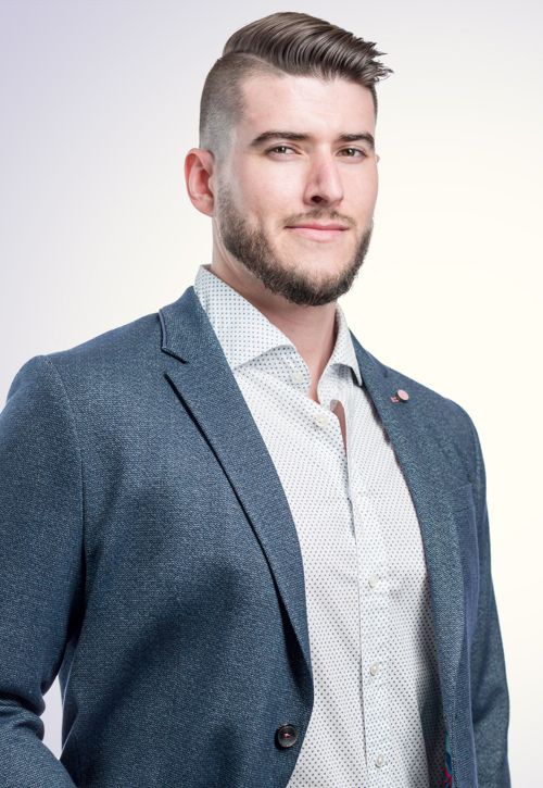 <b>Name:</b> Russell Kroeger

<b>Title:</b> Founder and financial planner

<b>Company:</b> Paradigm Wealth Architects

<b>Age:</b> 27

<a href='http://www.investmentnews.com/section/40-under-40/2018/profile/32/Russell-Kroeger' target='_blank'>Check out Russell's full profile for more information.</a>