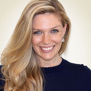 <b>Name:</b> Vanessa Wieliczko 

<b>Title:</b> Director of investments and portfolio management 

<b>Company:</b> HoyleCohen 

<b>Age:</b> 31 

<a href='http://www.investmentnews.com/section/40-under-40/2017/profile/38/Vanessa-Wieliczko' target='_blank'> Check out Vanessa's full profile for more information.</a>