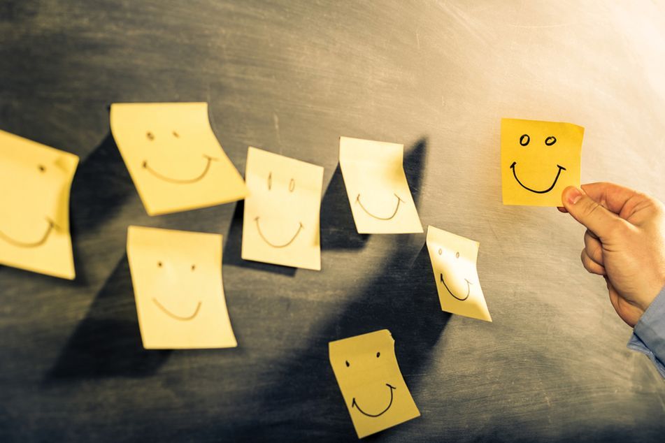 smiley face post-it notes
