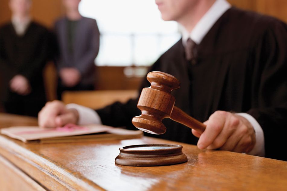 judge-gavel-courtroom-Bombshell-401(k)-lawsuit-ruling-Principal