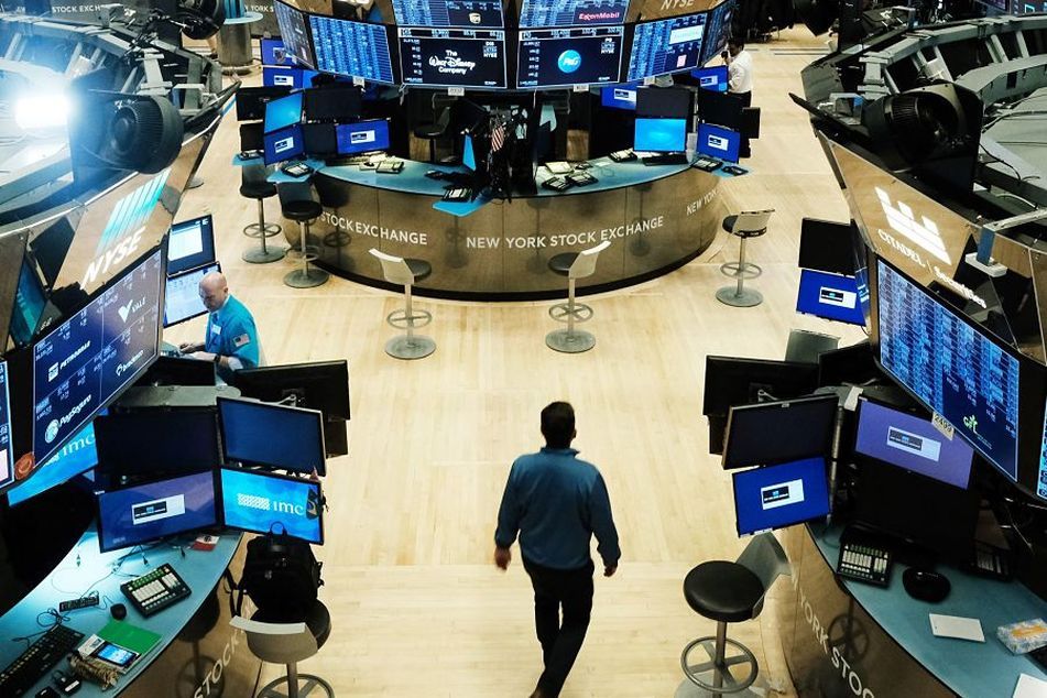 floor-of-the-New-York-stock-exchange