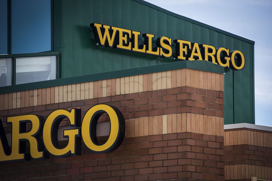 Wells-Fargo-logo-on-top-of-building