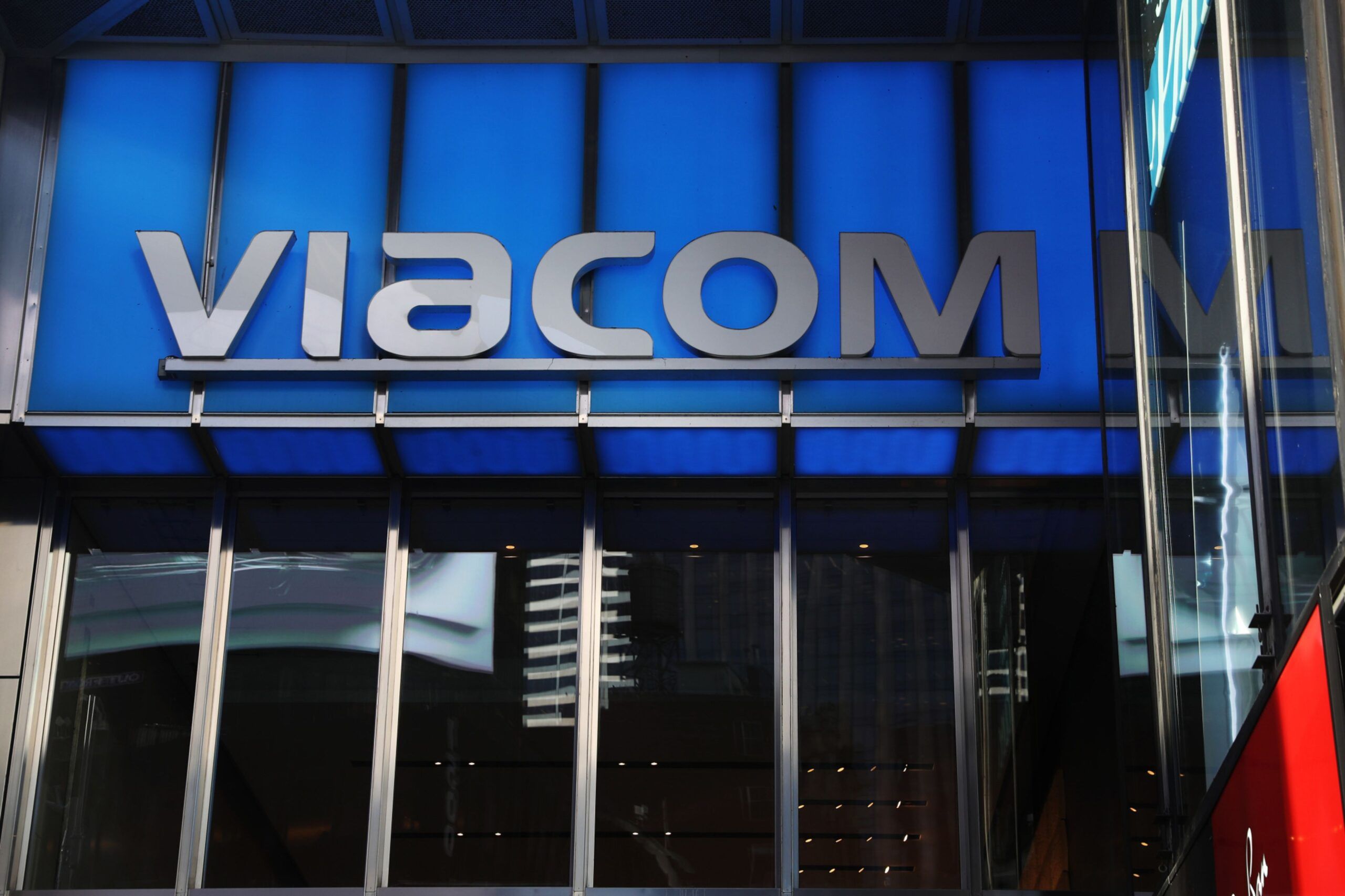 Signage is displayed outside of Viacom Inc. headquarters in New York, U.S. Viacom Inc. is scheduled to release earnings figures on February 8. Photographer: Victor J. Blue/Bloomberg