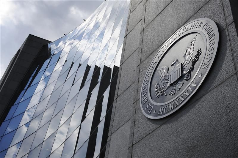 Lawmakers, trade groups seek more time to comment on SEC proposals