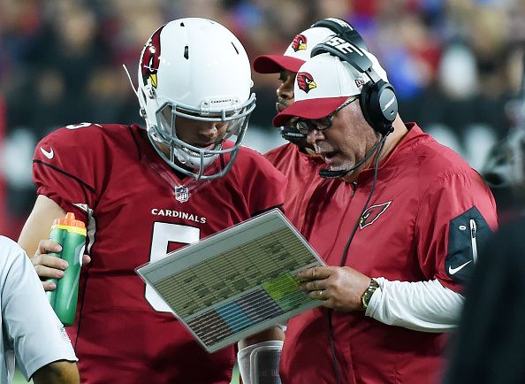 GLENDALE, AZ - AUGUST 22:  Head coach Bruce Arians of the Arizona Cardinals talks to quarterback Drew Stanton #5 during a stop in play during a game against the San Diego Chargers at University of Phoenix Stadium on August 22, 2015 in Glendale, Arizona.  (Photo by Norm Hall/Getty Images)