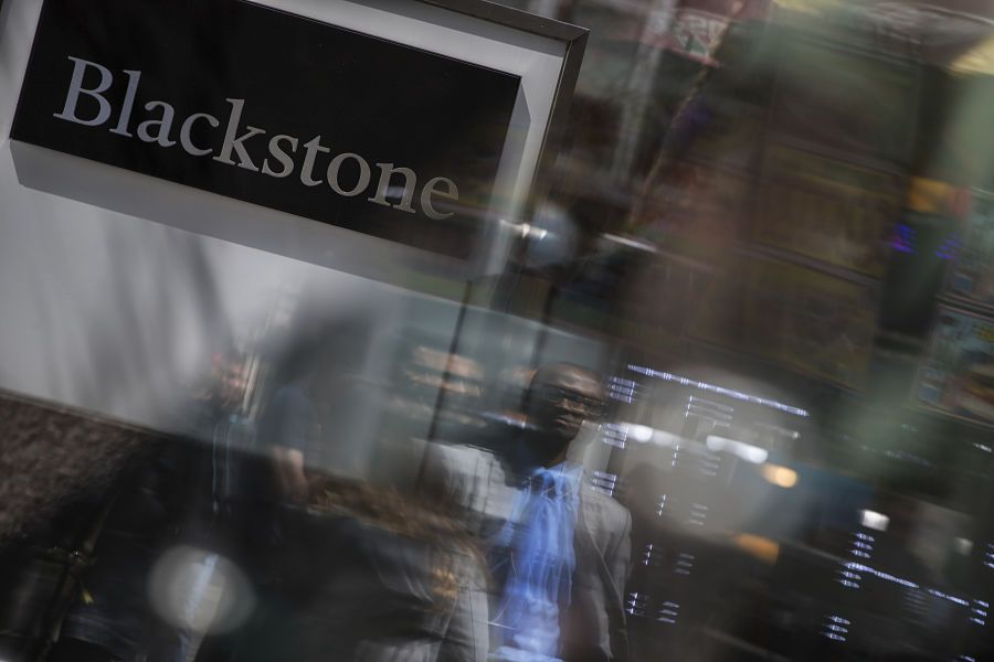 Blackstone’s tax-free hedge fund pitch draws scrutiny