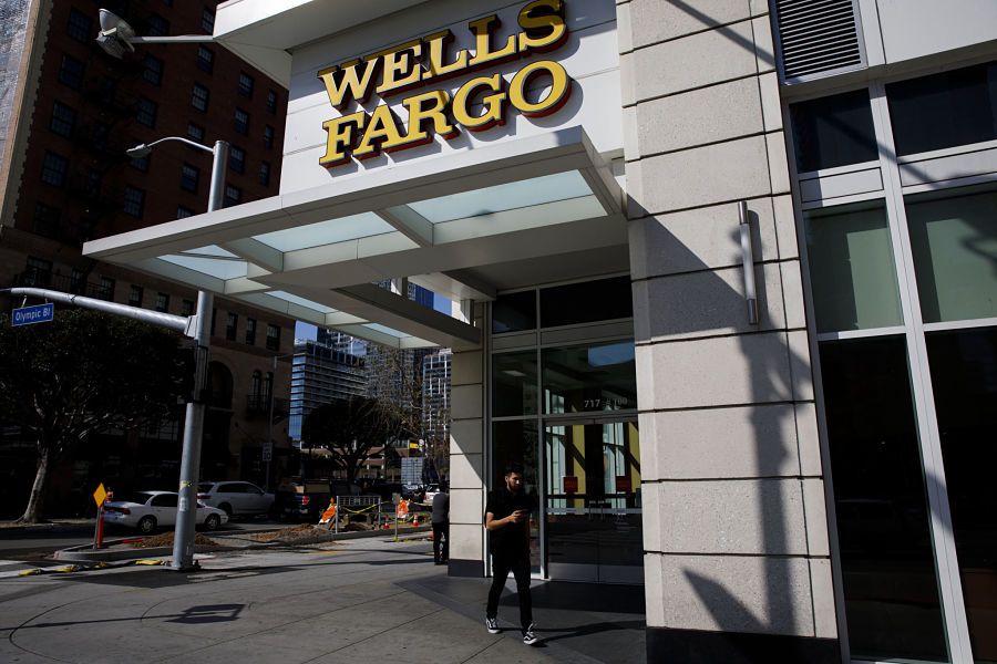 Wells Fargo plans retreat from mortgage business