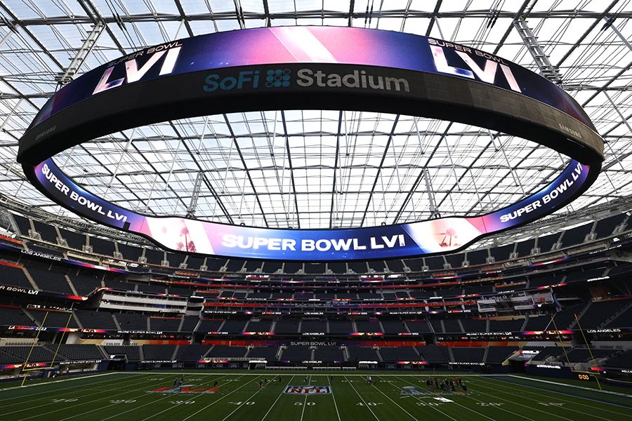 A view of SoFi Stadium as workers prepare for Super Bowl LVI on February 01, 2022 in Inglewood, California.  Photographer: Ronald Martinez/Getty Images