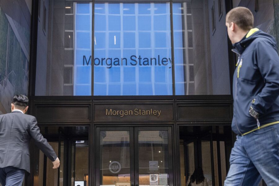Morgan Stanley raising pay hurdle for its financial advisors in 2024